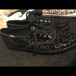 Black leopard print keds